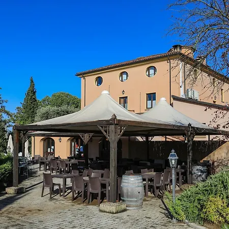 Borgo San Martino Hotel 3*