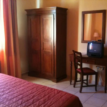 Borgo San Martino 3*