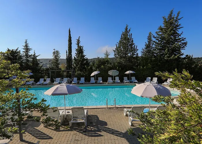 Borgo San Martino 3* 리파벨라